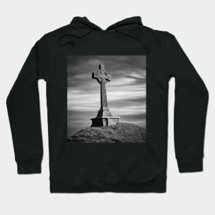 Celtic Cross on a Hill under a Cloudy, stormy sky in Black and Gray. Hoodie
